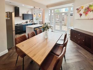 Dining area- click for photo gallery